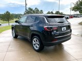 Used 2025 Jeep Compass Sport image 4