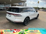Used 2021 Lincoln Aviator Reserve w/ Equipment Group 202A image 2