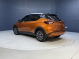 Used 2023 Nissan Kicks SV image 3