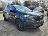 Used 2024 Ford Edge SE w/ Black Appearance Package image 3