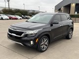 Used 2021 Kia Seltos SX w/ SX Sunroof Package image 2
