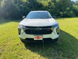New 2025 Chevrolet Trax RS w/ Sunroof Package image 3