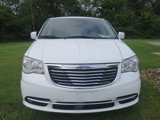 Used 2014 Chrysler Town & Country Touring image 2