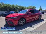 Used 2021 Toyota Camry SE image 2