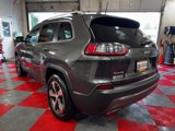 Used 2019 Jeep Cherokee Limited image 5