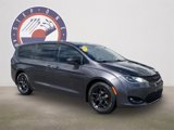 Used 2020 Chrysler Pacifica Touring w/ S Appearance Package image 2