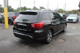 Used 2018 Nissan Pathfinder SL image 3