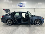 Used 2019 Chevrolet Malibu RS image 2