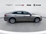 Used 2023 Chevrolet Malibu LT image 2