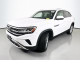 Used 2021 Volkswagen Atlas Cross Sport SE w/ Panoramic Sunroof Package image 3