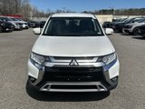 Used 2019 Mitsubishi Outlander SE image 2