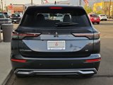 New 2025 Mitsubishi Outlander SE image 3