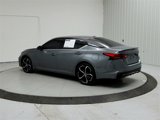 Used 2023 Nissan Altima 2.5 SR w/ SR Premium Package image 6