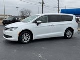 Used 2022 Chrysler Voyager LX image 3