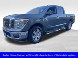 Used 2017 Nissan Titan SV image 3