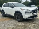 Used 2023 Nissan Rogue S image 2