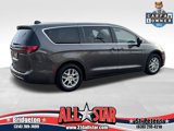 Certified 2023 Chrysler Pacifica Touring-L image 4