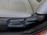 Used 2020 Toyota Corolla LE image 3