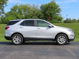 Used 2021 Chevrolet Equinox LT image 2