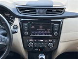Used 2018 Nissan Rogue SL image 3