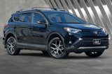 Used 2018 Toyota RAV4 SE image 2