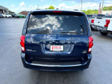Used 2017 Dodge Grand Caravan SXT image 3