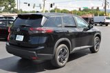 Used 2024 Nissan Rogue SV image 6