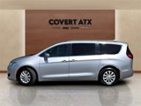 Used 2017 Chrysler Pacifica Touring-L image 2