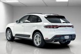 Used 2025 Porsche Macan image 3