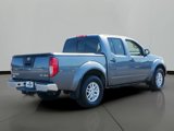 Used 2017 Nissan Frontier SV image 3