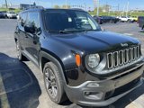 Used 2018 Jeep Renegade Latitude image 3