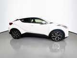 Used 2021 Toyota C-HR XLE image 3