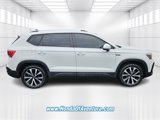 Used 2022 Volkswagen Taos SE image 2