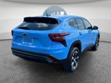 Certified 2024 Chevrolet Trax RS w/ Driver Confidence Package image 3