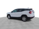 Used 2024 GMC Terrain SLE image 6