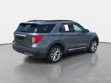 Used 2022 Ford Explorer XLT w/ Equipment Group 202A image 5