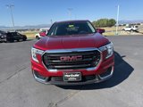 Used 2024 GMC Terrain SLE image 2