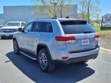 Used 2017 Jeep Grand Cherokee Limited w/ Luxury Group II image 4