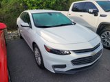 Used 2018 Chevrolet Malibu LT w/ Leather Package image 3