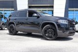 Certified 2022 GMC Acadia SLT w/ Elevation Edition image 2