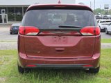Used 2020 Chrysler Pacifica Touring-L w/ S Appearance Package image 5