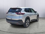 Used 2023 Nissan Rogue SV image 4