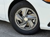New 2025 Hyundai Elantra SE image 2