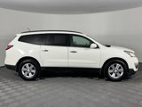 Used 2014 Chevrolet Traverse LT image 2