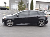 Used 2017 Ford Focus ST image 2