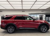 Used 2021 Ford Explorer XLT w/ Equipment Group 202A image 4