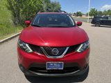 Used 2018 Nissan Rogue Sport SV image 2