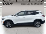 Used 2023 Kia Seltos EX image 4