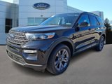 Certified 2022 Ford Explorer XLT w/ Equipment Group 202A image 3