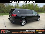 Used 2017 Chrysler Pacifica Touring image 5